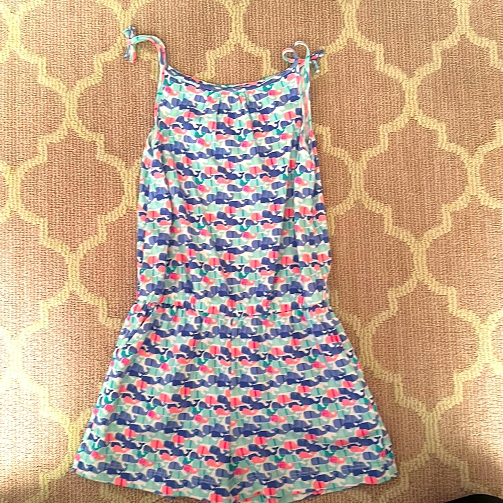 Girls Vineyard Vines short romper size S (7-8)